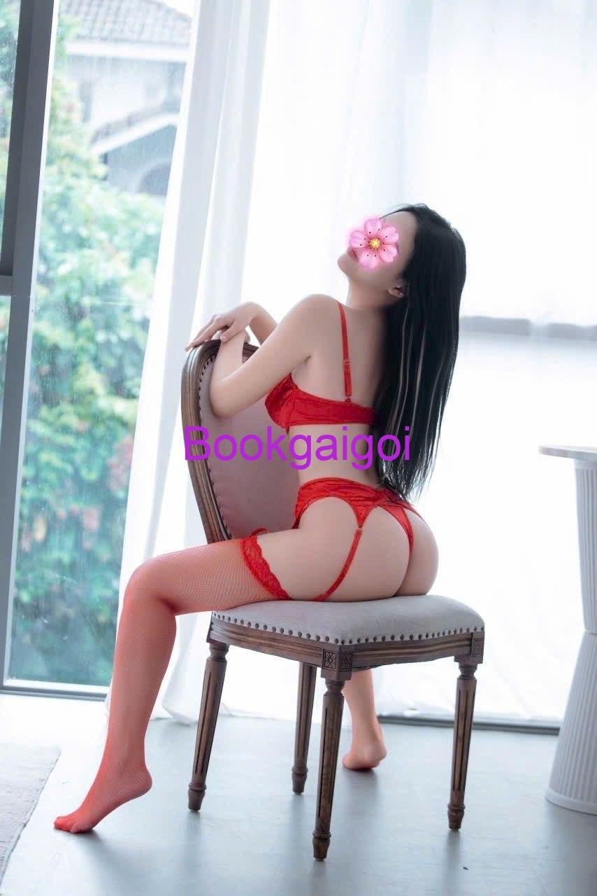 Huyền My - Gái Gọi Cao Cấp Với Nét Duyên Dáng Tươi Trẻ (12)